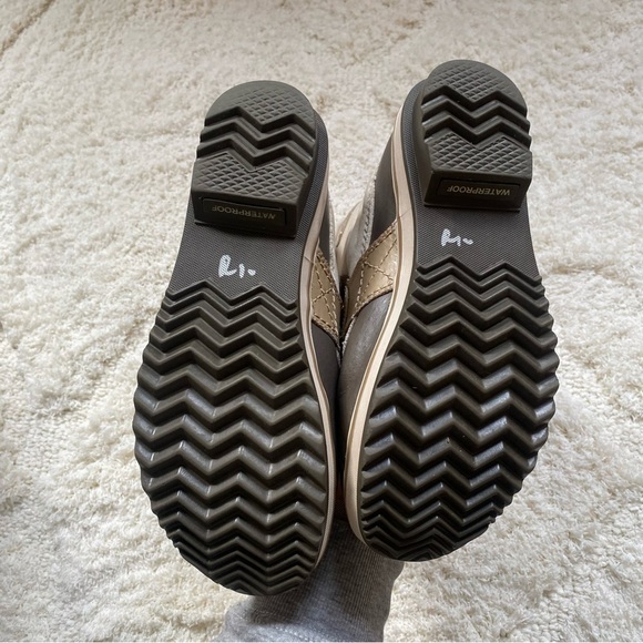 Sorel tofino tan beige Sherpa boots tie winter snow 6 - Picture 7 of 7